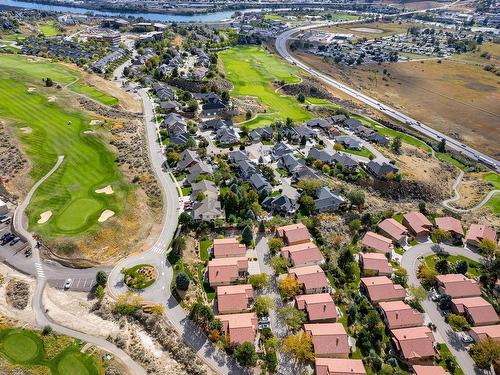 562 Trillium Crt, Kamloops, BC - Outdoor With View