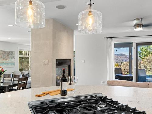 562 Trillium Crt, Kamloops, BC - Indoor Photo Showing Dining Room