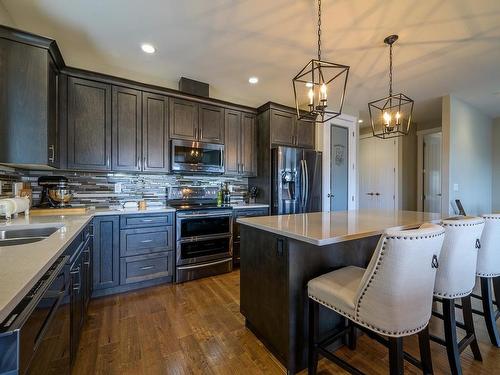 2147 Crosshill Drive, Kamloops, BC - Indoor Photo Showing Kitchen With Stainless Steel Kitchen With Double Sink With Upgraded Kitchen