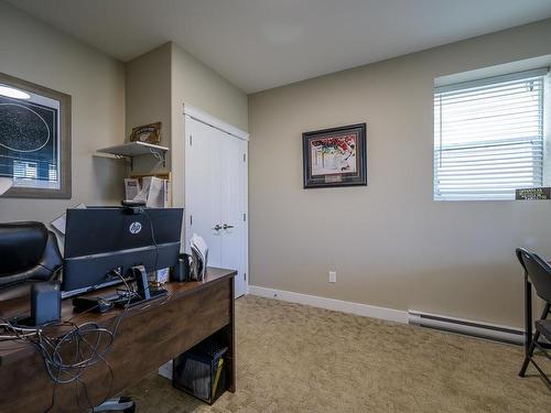 2147 Crosshill Drive, Kamloops, BC - Indoor