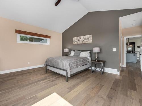 213 Rue Cheval Noir, Kamloops, BC - Indoor Photo Showing Bedroom