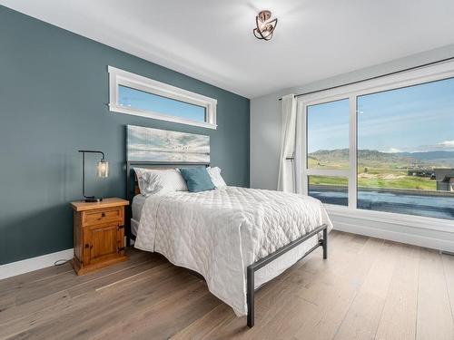 213 Rue Cheval Noir, Kamloops, BC - Indoor Photo Showing Bedroom