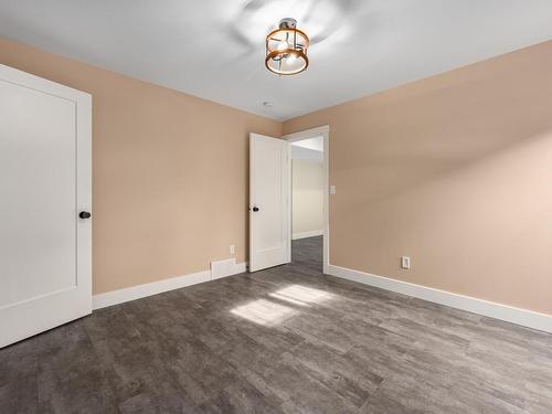 213 Rue Cheval Noir, Kamloops, BC - Indoor Photo Showing Other Room