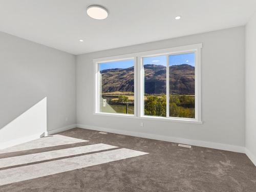 803 Woodrush Crt, Kamloops, BC - Indoor Photo Showing Other Room