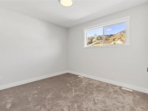 803 Woodrush Crt, Kamloops, BC - Indoor Photo Showing Other Room