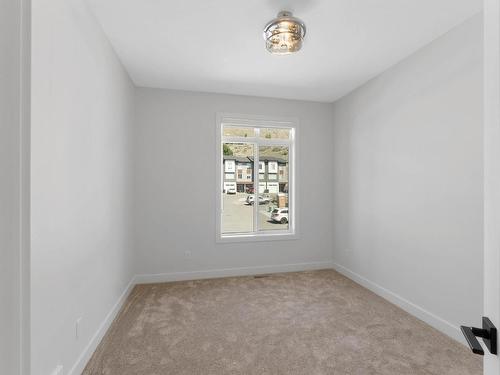 128 River Gate Drive, Kamloops, BC - Indoor Photo Showing Other Room