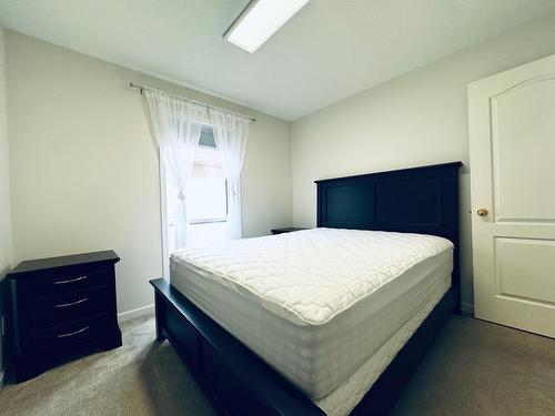 20-1901 Maxwell Ave, Merritt, BC - Indoor Photo Showing Bedroom