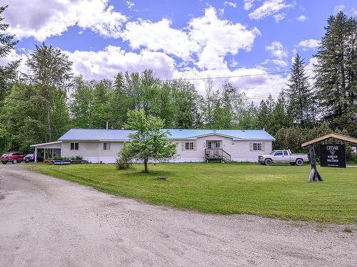 32E Old N Thompson Highway E, Clearwater, BC 