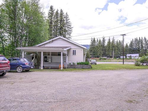 32E Old N Thompson Highway E, Clearwater, BC 