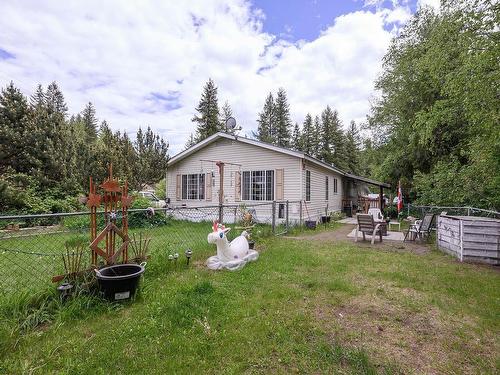 32E Old N Thompson Highway E, Clearwater, BC 