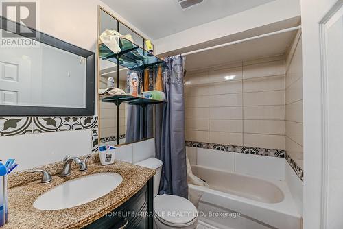 70 Large Crescent, Ajax, ON - Indoor Photo Showing Bathroom