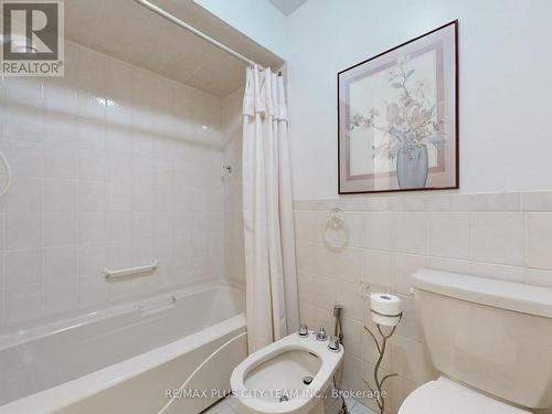 5 Snowhill Crescent, Toronto, ON - Indoor Photo Showing Bathroom