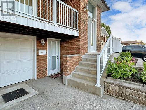 5 Snowhill Crescent, Toronto, ON - Outdoor With Balcony With Exterior