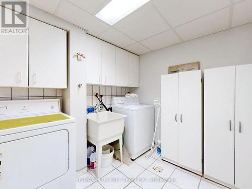 5 Snowhill Crescent, Toronto, ON - Indoor Photo Showing Laundry Room