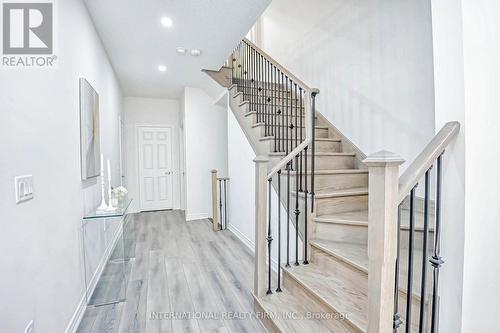 490 Silver Maple Road, Oakville, ON - Indoor Photo Showing Other Room