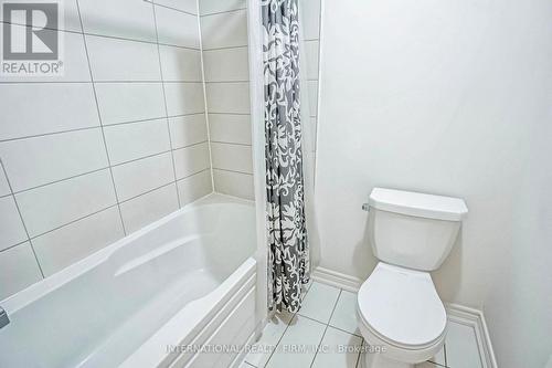 490 Silver Maple Road, Oakville, ON - Indoor Photo Showing Bathroom