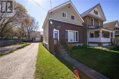 1235 2Nd Avenue E, Owen Sound, ON - Outdoor With Deck Patio Veranda With Facade