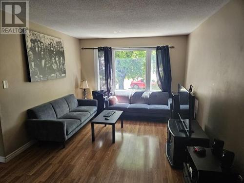 1848 Huntington Drive, Sudbury, ON - Indoor Photo Showing Living Room