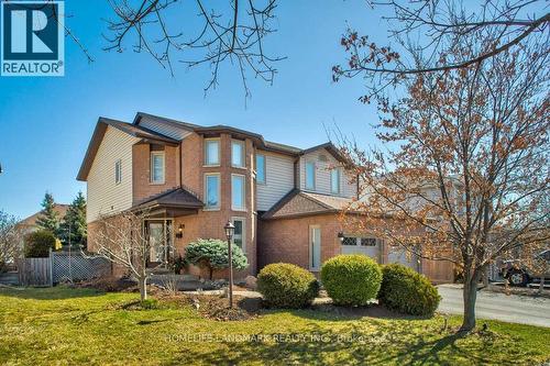 2151 Marc Lane, Burlington, ON - Outdoor