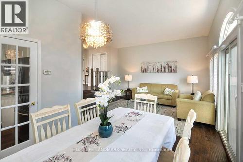 2151 Marc Lane, Burlington, ON - Indoor Photo Showing Dining Room