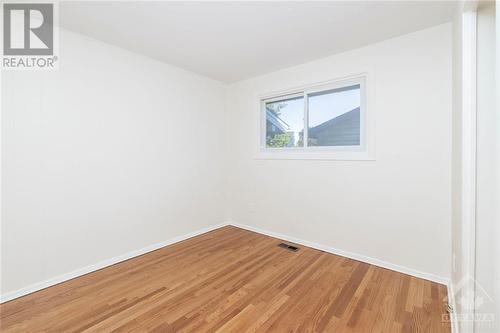 26 Spring Garden Avenue, Ottawa, ON - Indoor Photo Showing Other Room