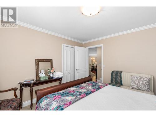 2365 Stillingfleet Road Unit# 207, Kelowna, BC - Indoor Photo Showing Bedroom