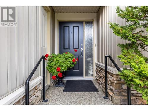 2365 Stillingfleet Road Unit# 207, Kelowna, BC - Outdoor With Exterior