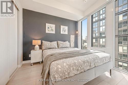 2711 - 60 Shuter Street, Toronto, ON - Indoor Photo Showing Bedroom