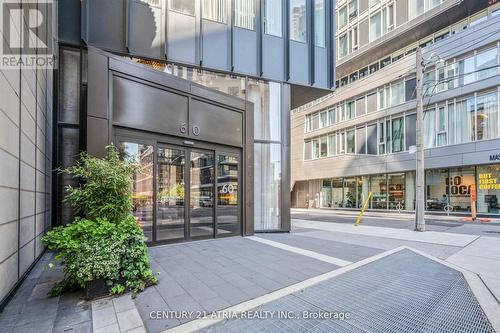 2711 - 60 Shuter Street, Toronto, ON - Outdoor