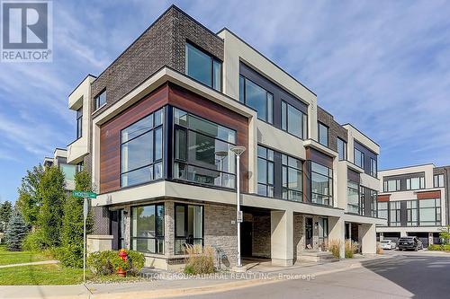 6 Hostel Lane, Richmond Hill, ON - Outdoor With Facade