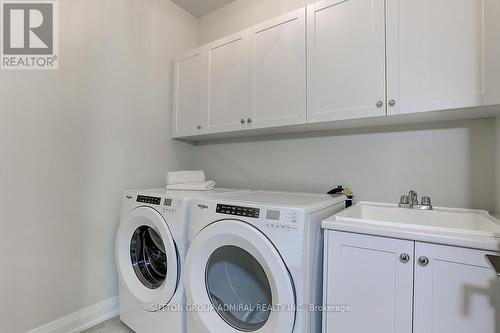 6 Hostel Lane, Richmond Hill, ON - Indoor Photo Showing Laundry Room