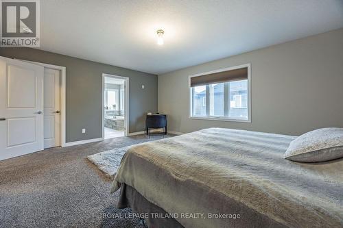 47 - 3560 Singleton Avenue, London, ON - Indoor Photo Showing Bedroom