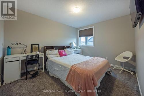 47 - 3560 Singleton Avenue, London, ON - Indoor Photo Showing Bedroom