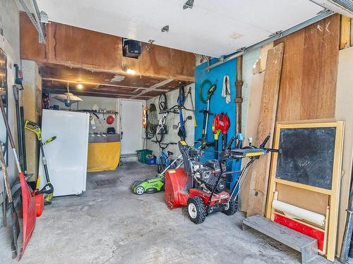 Garage - 294 Rue Roy, Longueuil (Le Vieux-Longueuil), QC - Indoor Photo Showing Basement