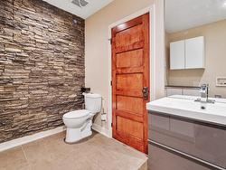 Powder room - 