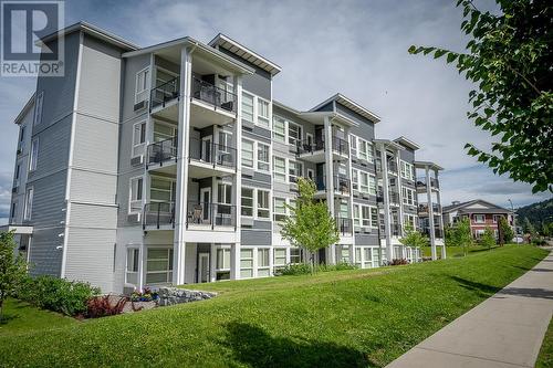 406-1880 Hugh Allan Drive, Kamloops, BC - Outdoor With Facade