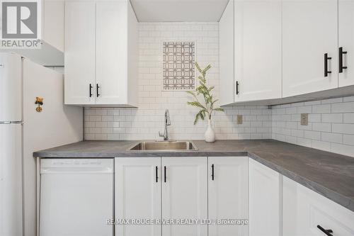 44 - 1133 Ritson Road N, Oshawa (Centennial), ON - Indoor Photo Showing Kitchen