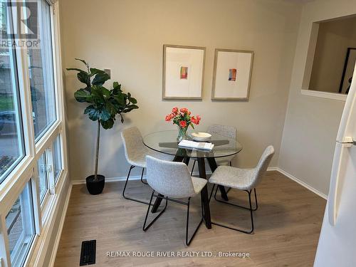 44 - 1133 Ritson Road N, Oshawa (Centennial), ON - Indoor Photo Showing Dining Room