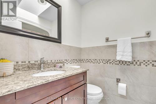 28 Copperfield Drive, Cambridge, ON - Indoor Photo Showing Bathroom