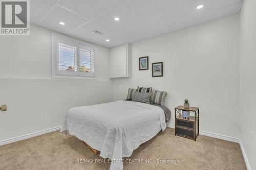 28 Copperfield Drive, Cambridge, ON - Indoor Photo Showing Bedroom