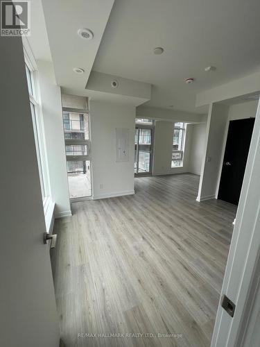 3Rd - 35-861 Sheppard Avenue W, Toronto, ON - Indoor Photo Showing Other Room