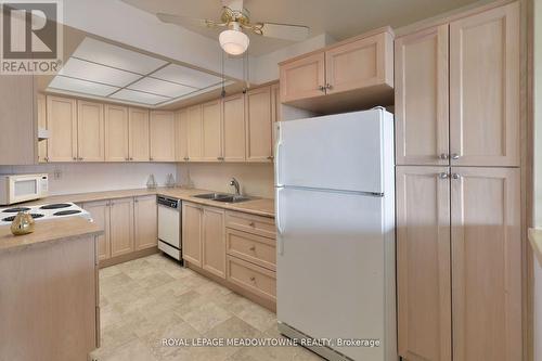 1212 - 121 Ling Road, Toronto, ON - Indoor Photo Showing Kitchen With Double Sink