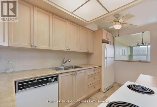 1212 - 121 Ling Road, Toronto, ON - Indoor Photo Showing Kitchen With Double Sink