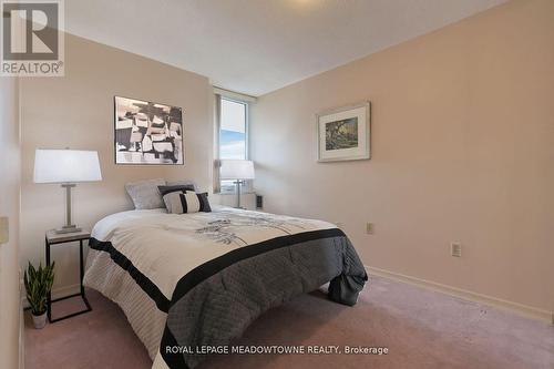 1212 - 121 Ling Road, Toronto, ON - Indoor Photo Showing Bedroom