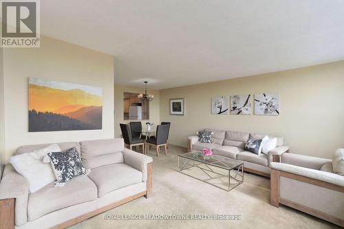 1212 - 121 Ling Road, Toronto, ON - Indoor Photo Showing Living Room