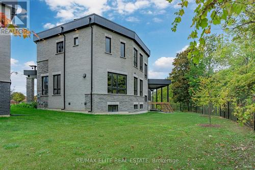 6 Tidmarsh Lane, Ajax, ON - Outdoor