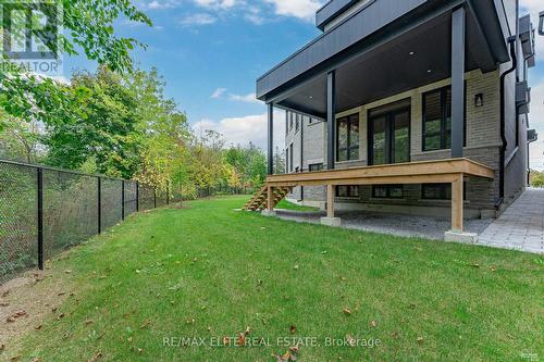 6 Tidmarsh Lane, Ajax, ON - Outdoor