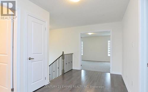 20 Simona Avenue, Wasaga Beach, ON - Indoor Photo Showing Other Room