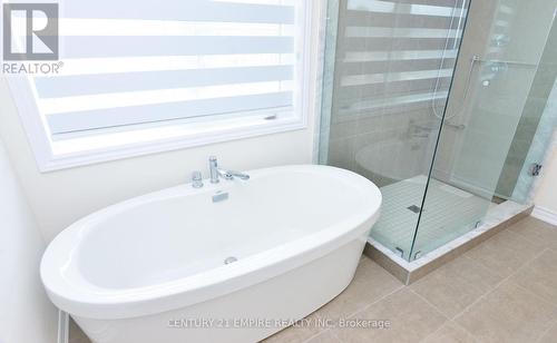 20 Simona Avenue, Wasaga Beach, ON - Indoor Photo Showing Bathroom