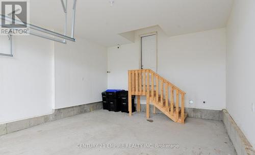 20 Simona Avenue, Wasaga Beach, ON - Indoor Photo Showing Other Room